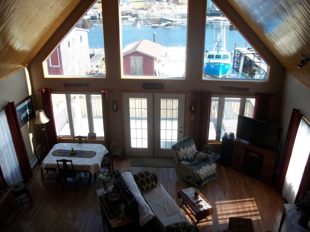 Sal'S Bed And Breakfast By The Sea Herring Cove Экстерьер фото